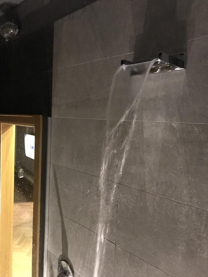 Appartamento Subway Belgrado Esterno foto